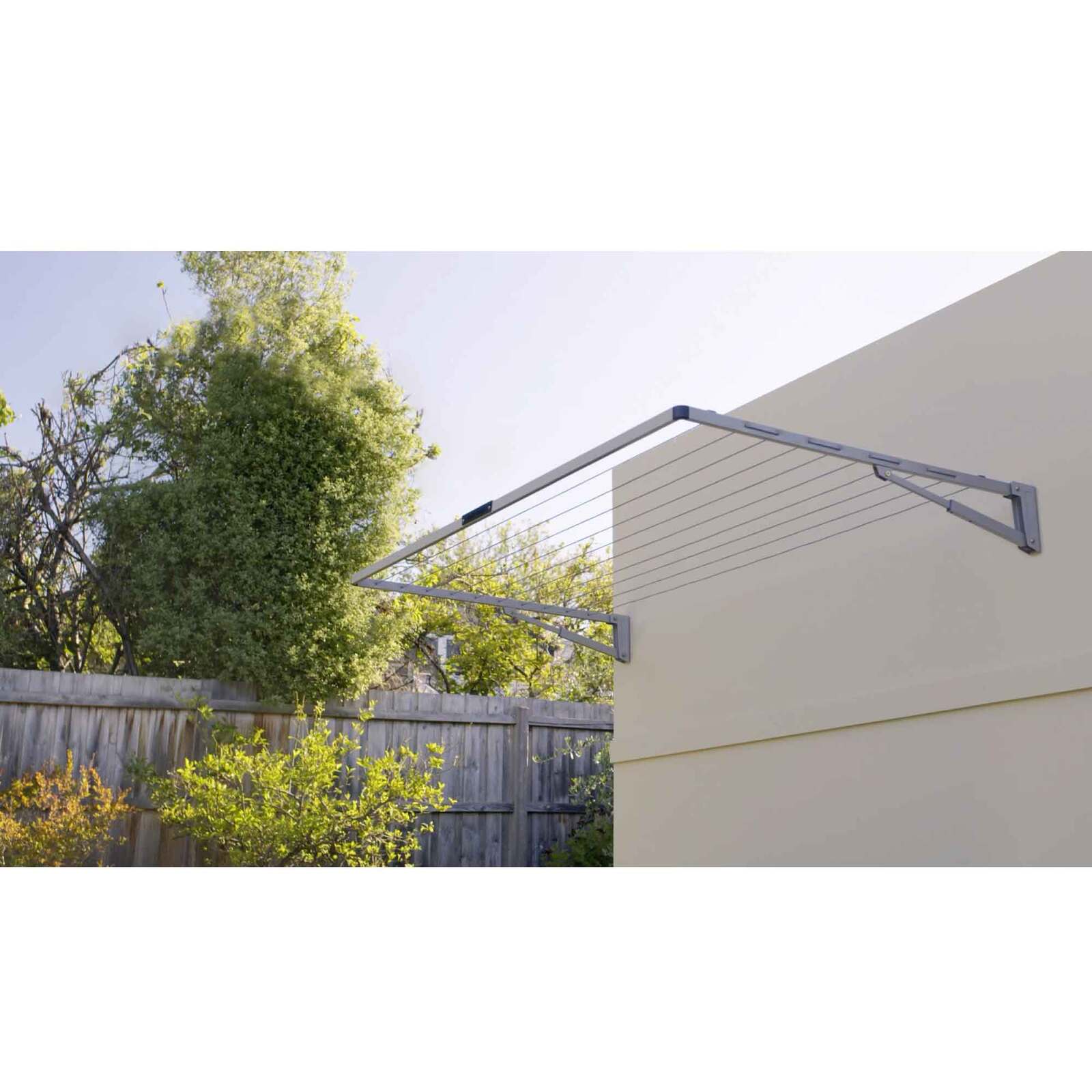 Hills Clotheslines :: Retractable Clotheslines